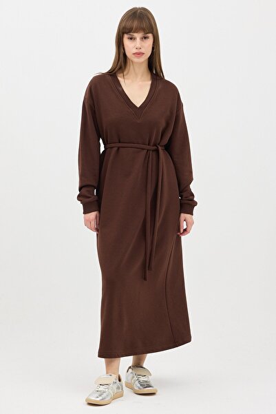 QANU Μακρύ φούτερ με λαιμόκοψη σε σχήμα V καφέ