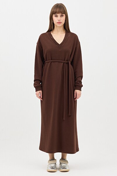 QANU V-Neck Long Sweatshirt Brown