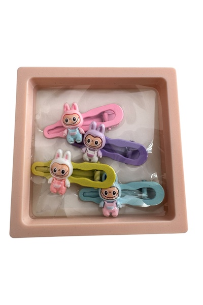 zühre balaban Girl Child Buckle Hair Accessory