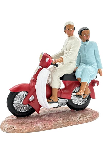 B&D Traditional Middle Eastern Polyresin Figurine – Red Scooter with Two Riders