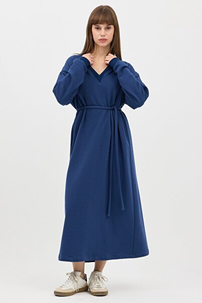 QANU Μακρύ φούτερ με λαιμόκοψη σε σχήμα V Indigo