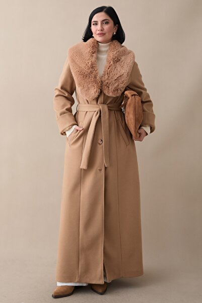 InStyle Camel Cashmere Coat with Fur Collar and Belted Lining