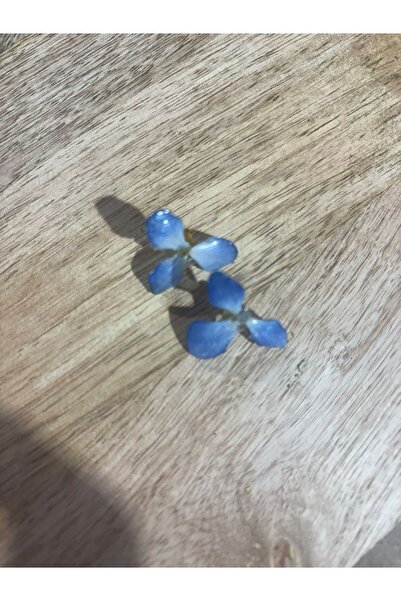 Lorys Boutique Cercei cu Hortensie naturala si strat de rasina handmade