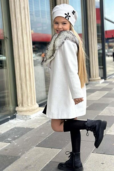 Riccotarz Girl's Ecru Cashmere Skirt with Fur Collar and Clover Detail