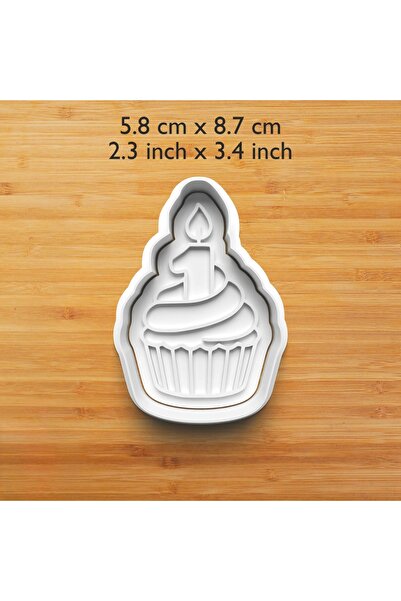 Hobist I'M 1 Year Old Birthday Patterned 4-Piece Set Cookie and Sugar Dough Mold