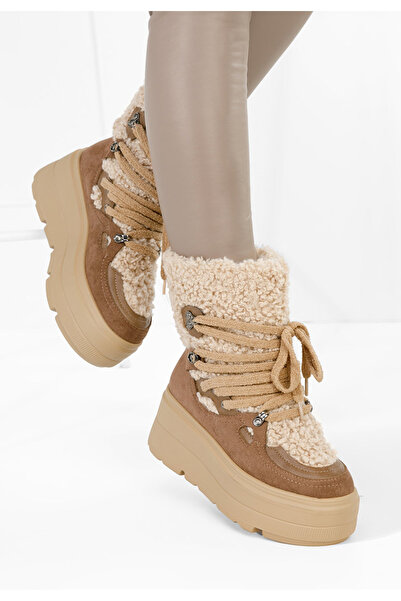 B T Shoes Norelia beige platform boots