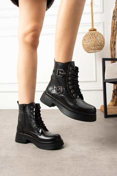 LEYDİ SHOES حذاء ساهرا توكالي ذو أربطة