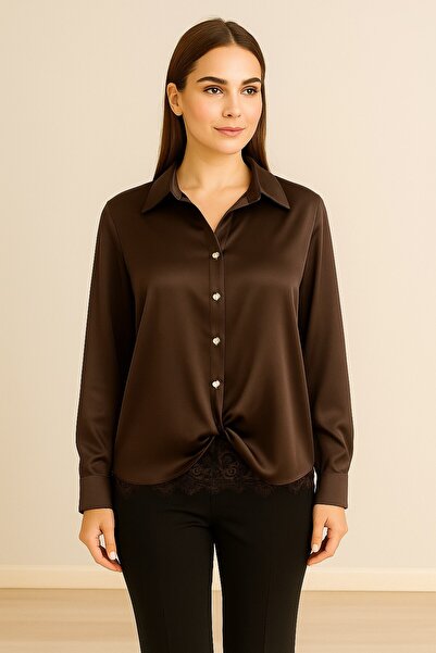 Swan Woman Low-Cut Satin Blouse