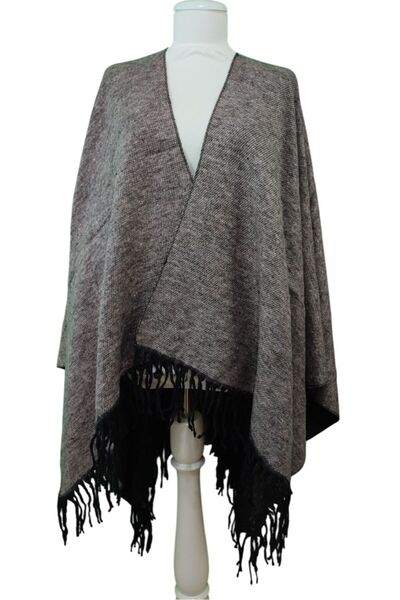 AXE SPORTSWEAR Soft Textured Tassel Detailed Shoulder Shawl Poncho