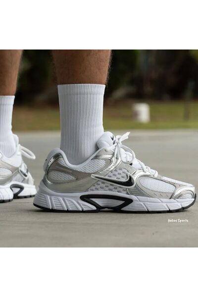 Nike Sports Shoes V5 Rnr Sneakers Casual Shoes Men's Shoes Women's Shoes