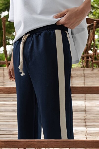 COCOPELLI Men's Side Stripe Regular Fit Casual Sweatpants Coc1498-9900