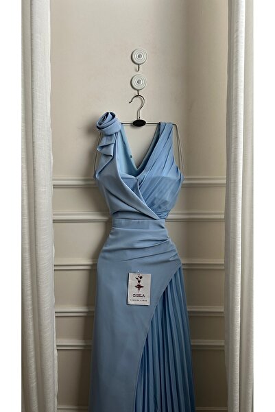 Onila soft sky blue dress