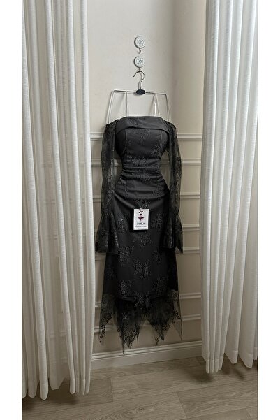 Onila Festa N Midi soft gray lace with sleeves