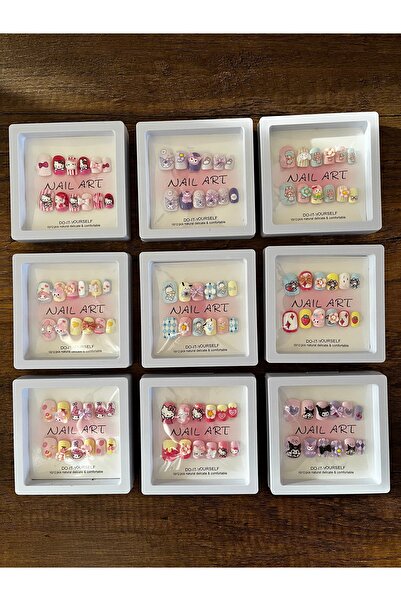 gülümse gel Özel Kutuda 1 Kutu Çocuk Kuromi My Melody Hello Kitty Pompompurin Cinnamoroll 3D Takma Tırnak