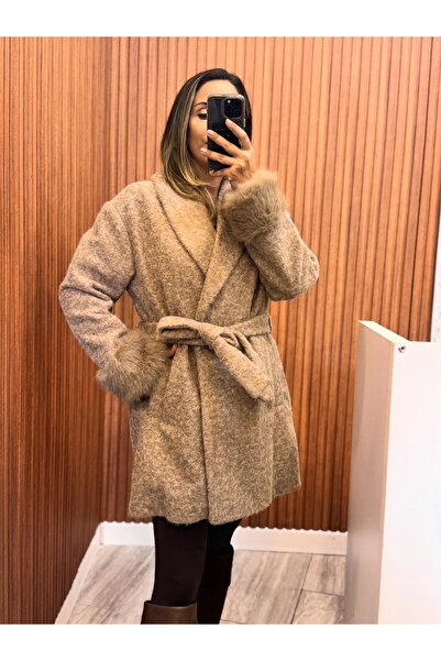 Robin Shawl Collar Sleeves Fur Coat