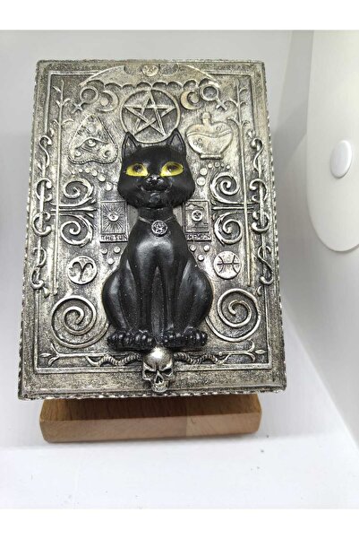 Meya design Mystic Black Cat Embossed Decorative Box