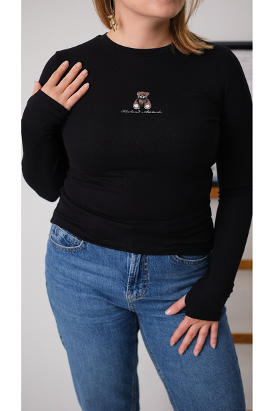 Crep Tekstil Ayıcık Detaylı Parmak Geçmeli Siyah Bluz