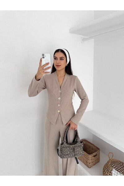 DONNA LISSA Crew Neck Buttoned Knitwear Top and Bottom Set