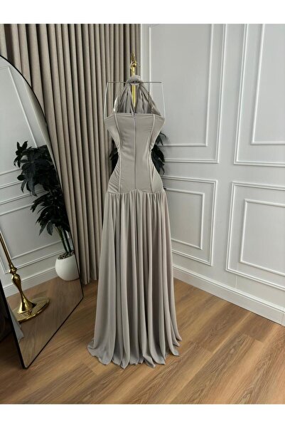 FAKHM AL SAWAR A very elegant, soft corset dress