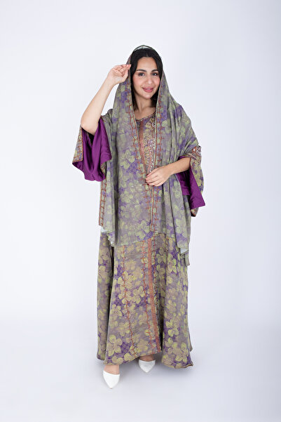 IKKXA جلابية مطبوع بنقوش كريستالية مع شال