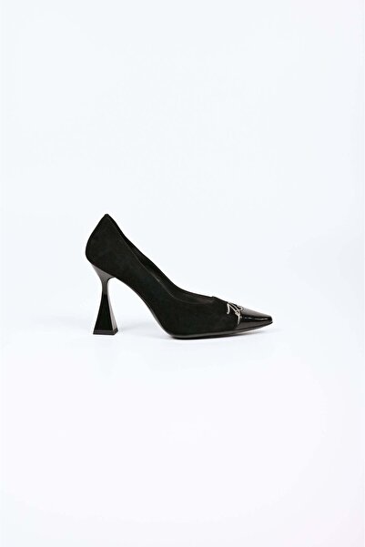 Karl Lagerfeld DEBUT II Signia Pump Black Suede Women