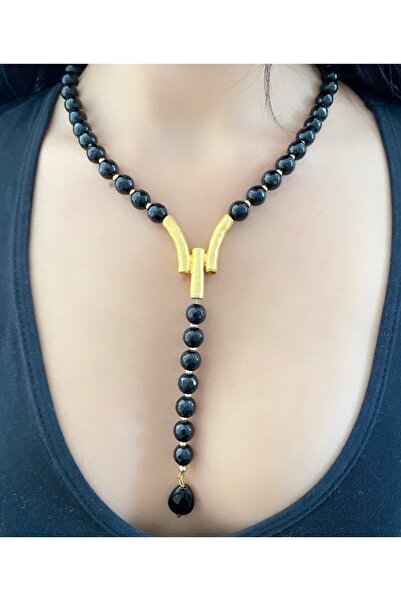 Takkı by Handan Oniks taşı tasarım kolye.