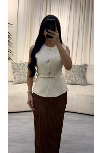 SELSAL Vest and pleated skirt set