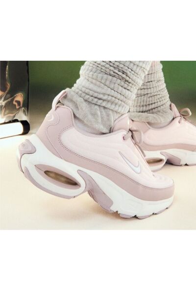 Nike Air Max Portal Se Women's Sneaker Shoes (Sporti̇ks) Are Tight Fitting..