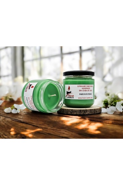 Fresh Candles Smell of Christmas Scented Candle 180g, glass