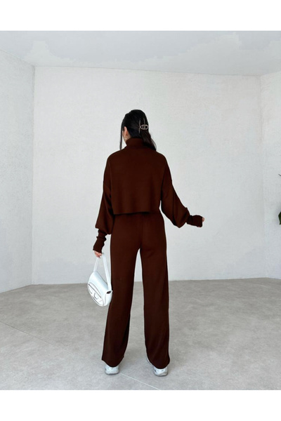 Blanco Brown Turtleneck Interlocking Knitwear Set