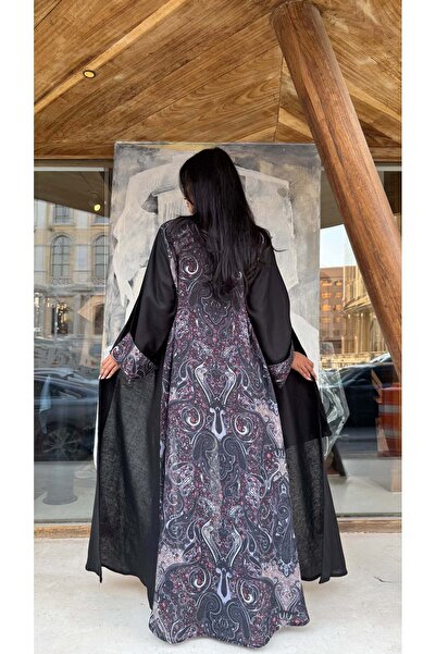 AYA عباية بيج مطرزة