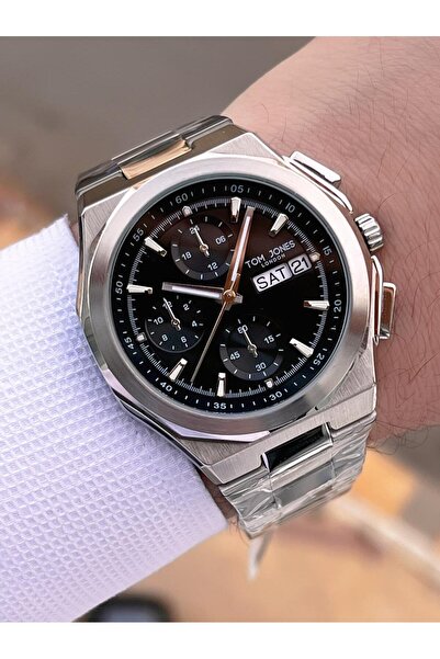 Tom Jones Men's Wristwatch 10046 with Bracelet Gift, Steel Strap, 3 Atm Water Resistant, 2 Years Warranty.