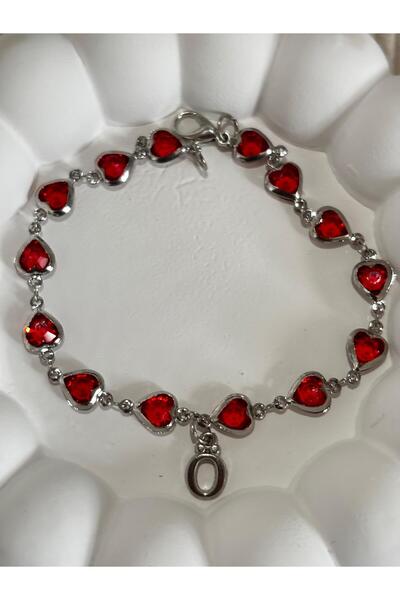 bijoux uniques سوار نسائي بحرف O على شكل قلب أحمر