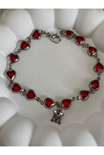 bijoux uniques سوار نسائي بحرف M على شكل قلب أحمر