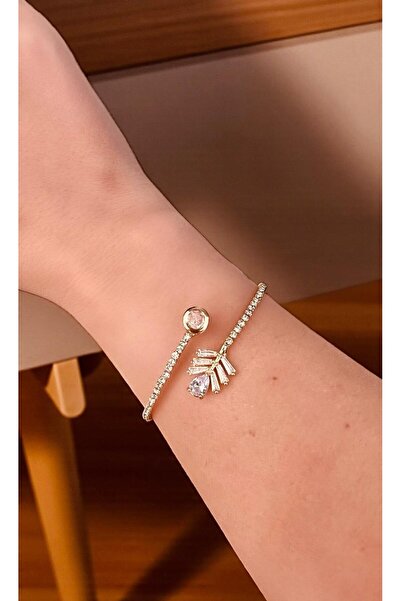 Store Diva Charm Women's Stylish Spring Bracelet