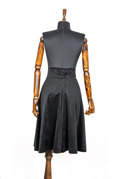 Sihirli Düğmeler Velvet Skirt