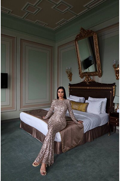 Julidress Χρυσό μπεζ φόρεμα με λουράκια στην πλάτη, με επένδυση, μακρύ φόρεμα με παγιέτες