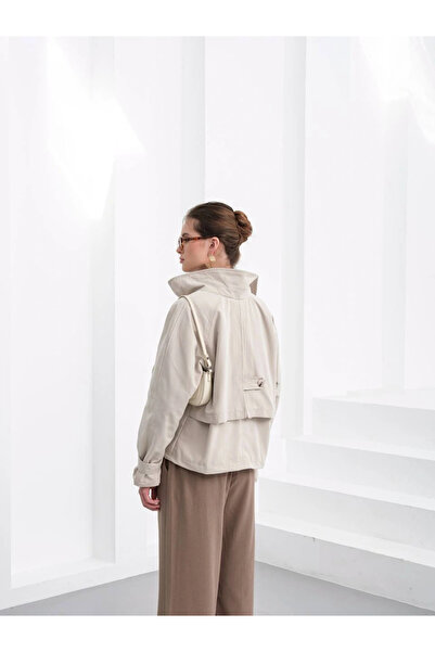 Lusin Women's Double Button Detailed Double-Breasted Collar Lined Short Premium Quality Trench Coat Jacket