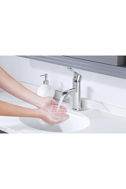 Alim Bathroom Sink Faucet - Single Handle Stainless Steel Chrome