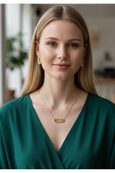 NEW STYLE A luxurious and elegant stainless steel accessory set; the necklace measures 45 + 5 cm and comes in a suitable gift box.