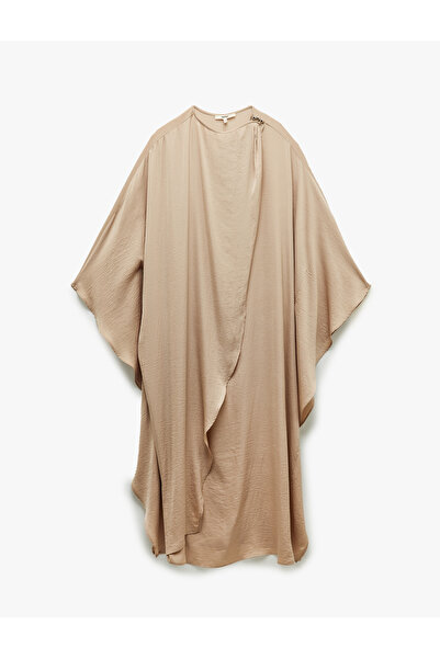 Koton Aerobin Fabric Accessory Detailed Short Batwing Sleeve Double-Breasted Long Satin Dress