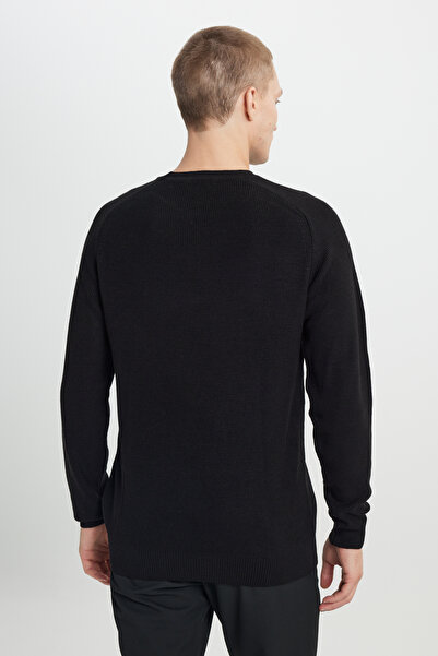 AC&Co / Altınyıldız Classics Black Standard Fit Regular Cut Crew Neck Patterned Knitwear Sweater