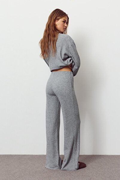 Pull & Bear Soft touch straight fit pants