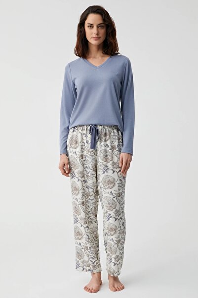 Catherine's Catherines Soft Textured V-Neck Long Sleeve Women's Pajama Set