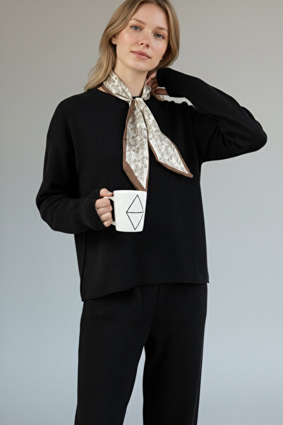 NEWCO Scarf, Biscuit Collar, Wide Leg, Two-Piece Knitwear Set