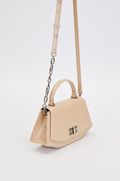 Levidor Mink Geometric Model Shoulder Bag