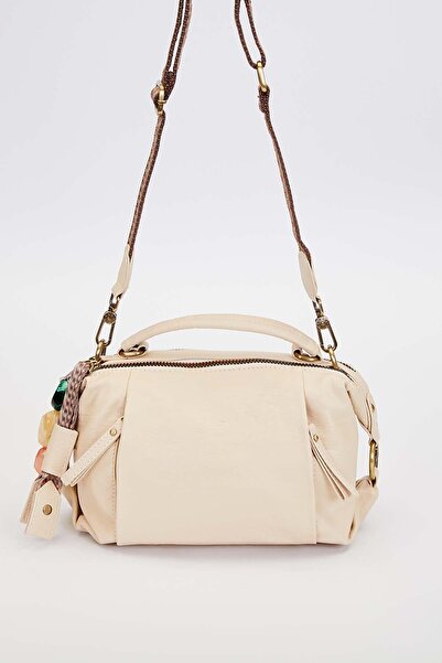 Levidor Cream Shoulder Bag with Multiple Accessory Details