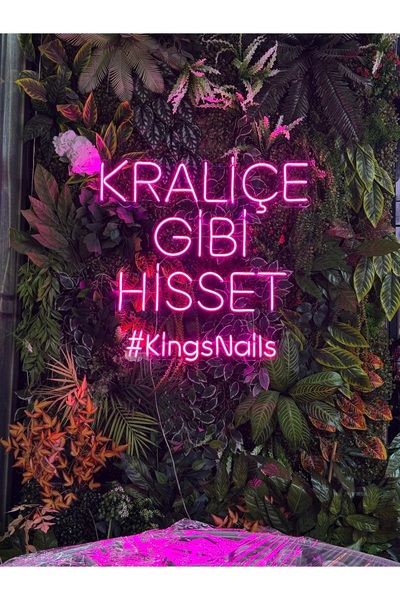Neon Tasarım Kraliçe gibi hisset Neon Tabela