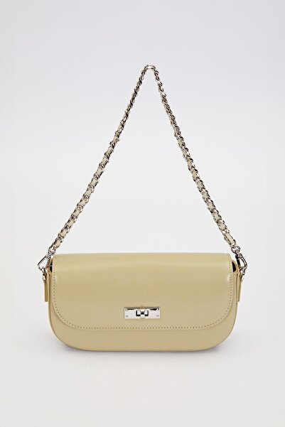 Levidor Green Silver Lock Detailed Shoulder Bag