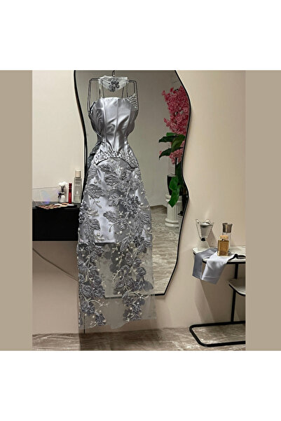 FASHİON TREND Rose and Mikado embroidered evening dress